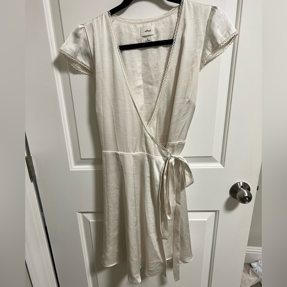 Aritzia Mademoiselle Satin Dress - Picture 6 of 7